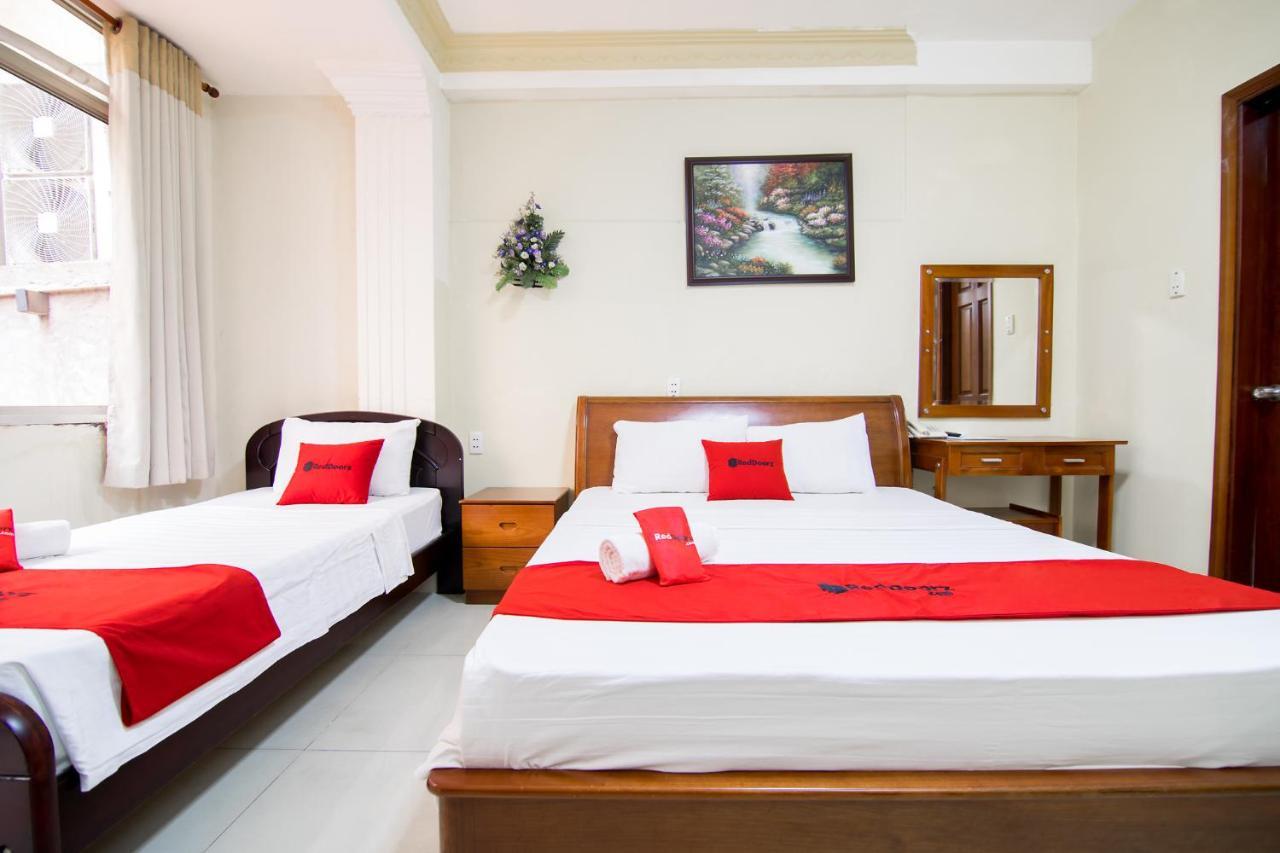 Reddoorz Plus @ Pham Ngu Lao 2 Cidade de Ho Chi Minh Exterior foto