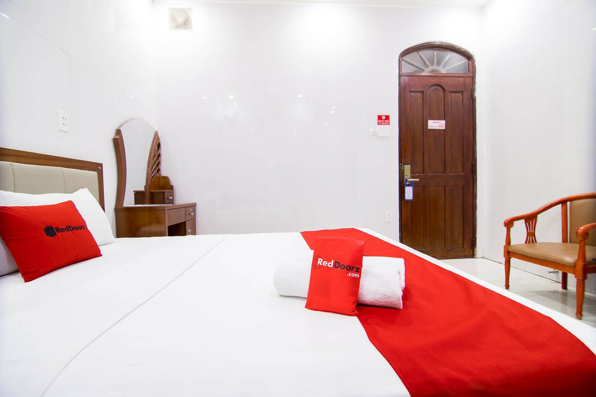Reddoorz Plus @ Pham Ngu Lao 2 Cidade de Ho Chi Minh Exterior foto